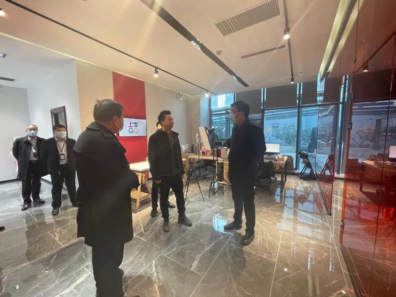 高新區(qū)管委會(huì)主任劉彥斌蒞臨泰投科創(chuàng)產(chǎn)業(yè)園開(kāi)展調(diào)研工作！